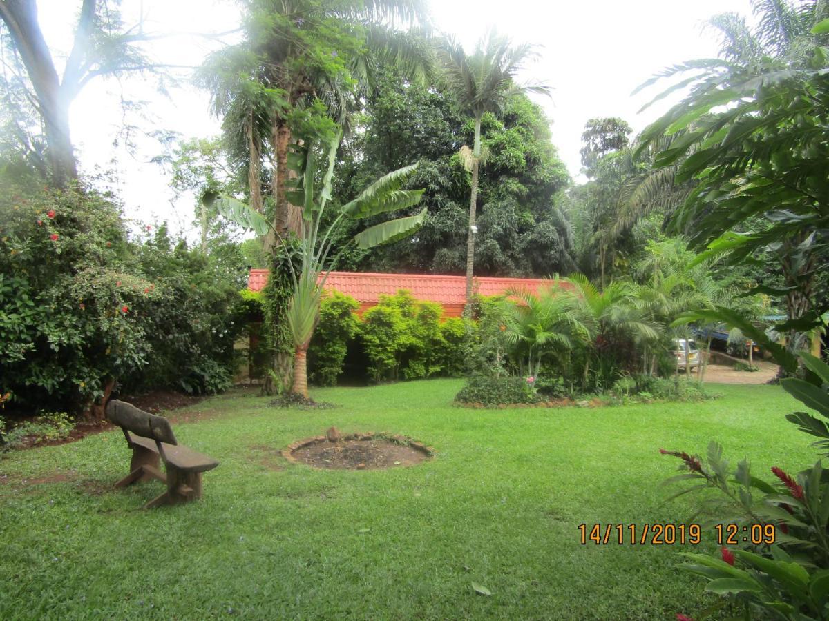 Hospitality Connect Bed & Breakfast Kampala Eksteriør bilde
